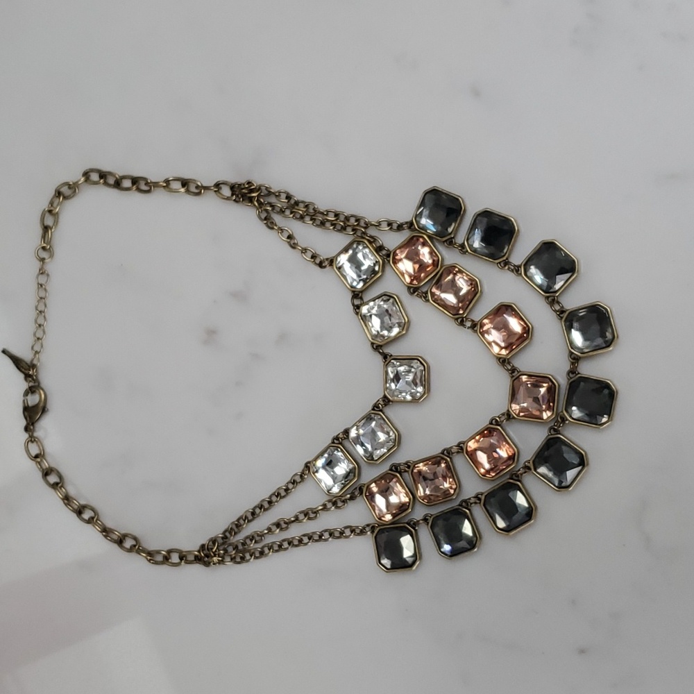 Chloe & Isabel RETRO GLAM SQUARE-CUT 3 LAYER NECKLACE